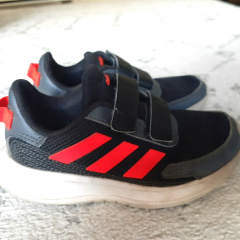 Addias shoes size 11k toddlers black and orange velcro